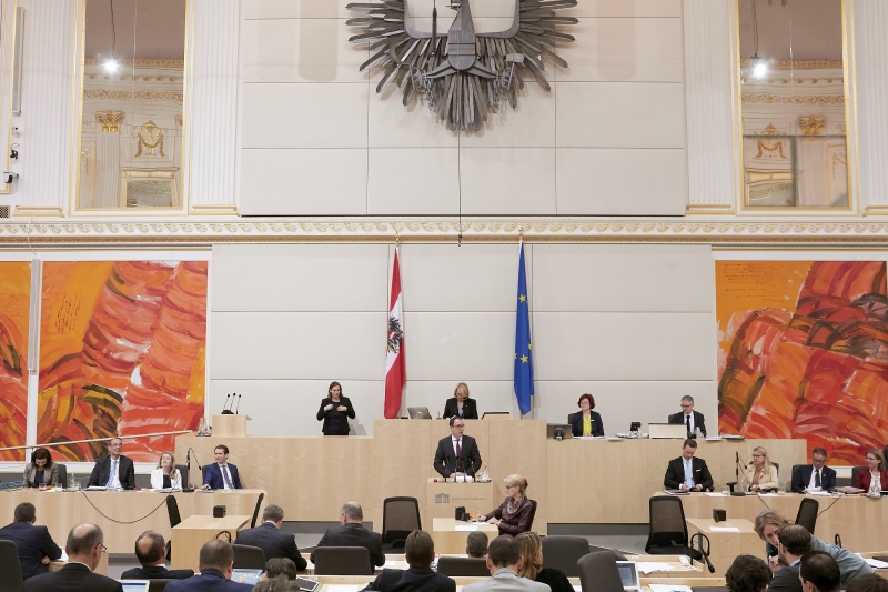 Am Rednerpult Nationalratsabgeordneter Andreas Ottenschläger (V)