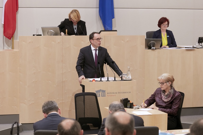 Am Rednerpult Nationalratsabgeordneter Andreas Ottenschläger (V)