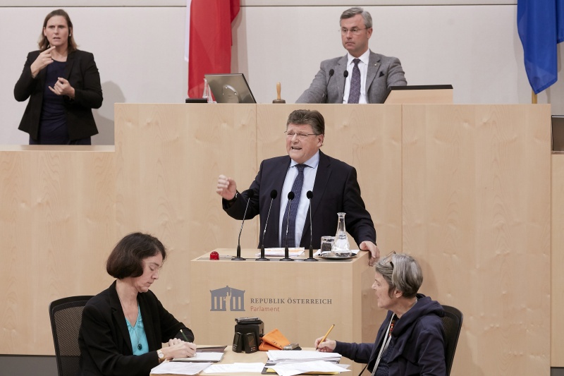 Am Rednerpult Nationalratsabgeordneter Rainer Wimmer (S)