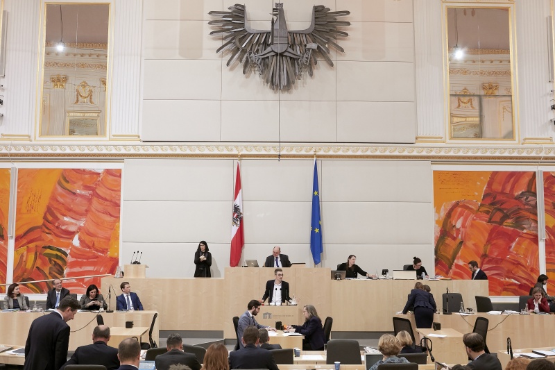 Am Rednerpult Nationalratsabgeordneter Süleyman Zorba (G)