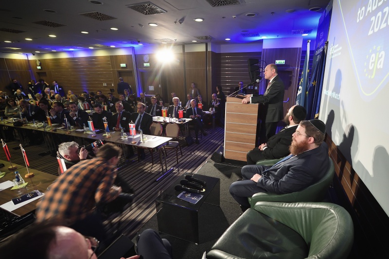 Symposium der European Jewish Association: Rede von Nationalratspräsident Wolfgang Sobotka (V). Blick Richtung VeranstaltungsteilnehmerInnen