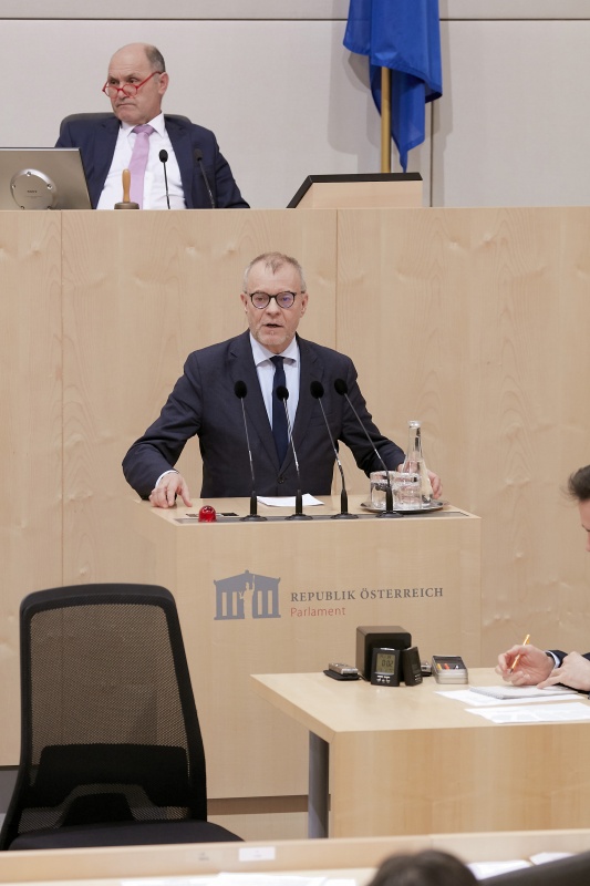 Am Rednerpult Nationalratsabgeordneter Harald Troch (S)