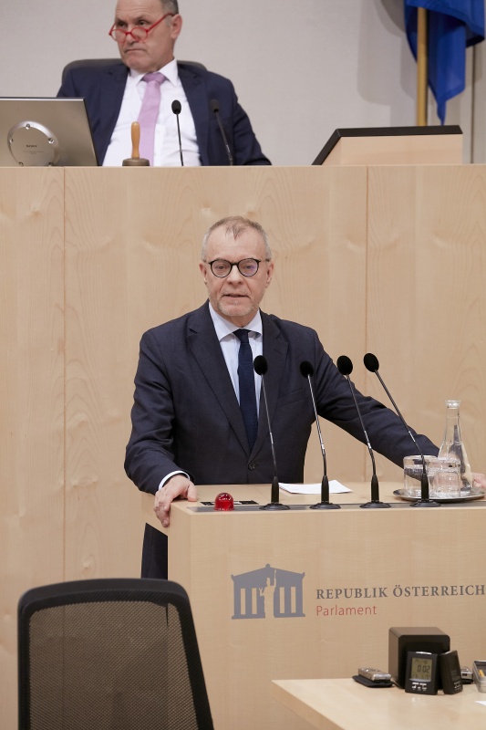 Am Rednerpult Nationalratsabgeordneter Harald Troch (S)