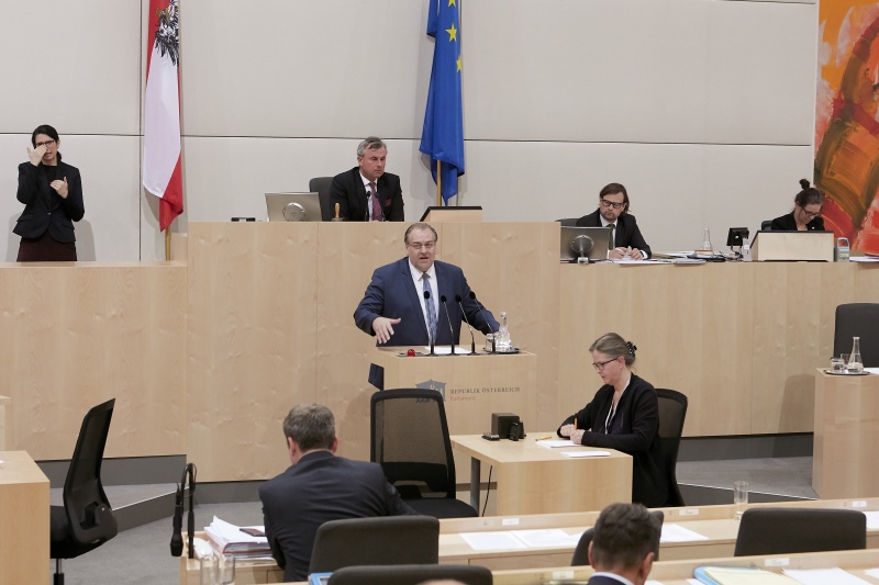 Am Rednerpult Nationalratsabgeordneter Andreas Kollross (S)