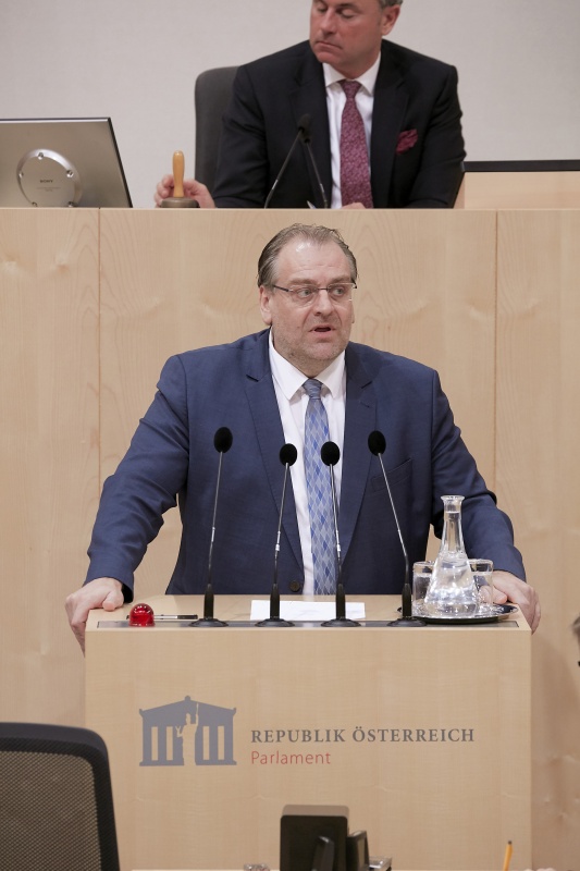 Am Rednerpult Nationalratsabgeordneter Andreas Kollross (S)