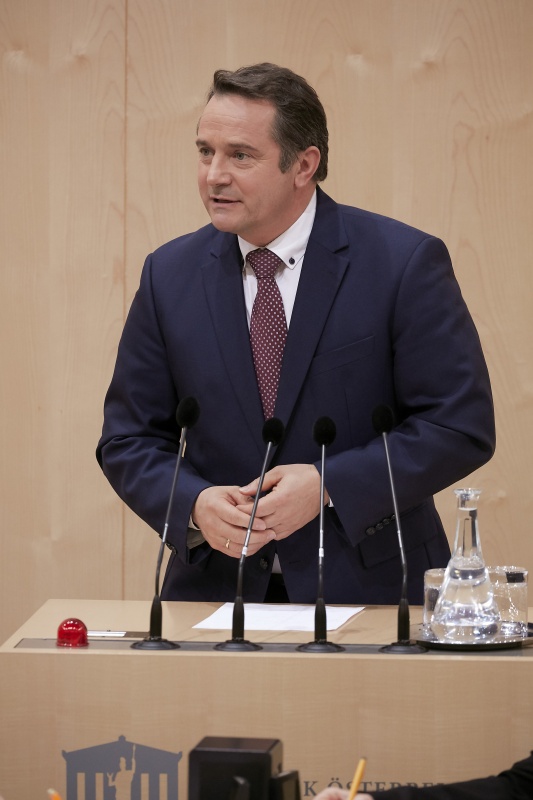 Am Rednerpult Nationalratsabgeordneter Norbert Sieber (V)