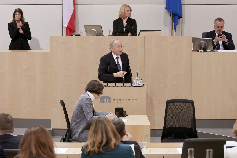 Am Rednerpult Nationalratsabgeordneter Rudolf Taschner (V)