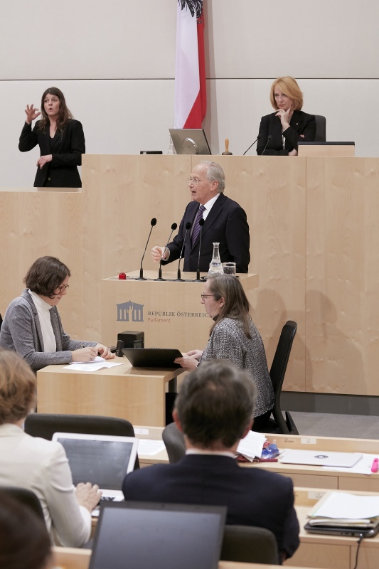 Am Rednerpult Nationalratsabgeordneter Rudolf Taschner (V)