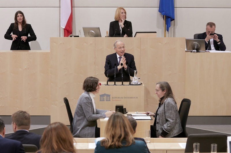 Am Rednerpult Nationalratsabgeordneter Rudolf Taschner (V)