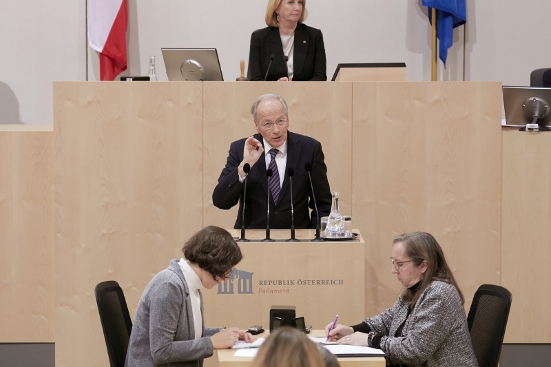 Am Rednerpult Nationalratsabgeordneter Rudolf Taschner (V)