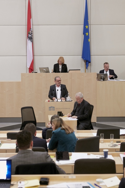 Am Rednerpult Nationalratsabgeordneter Dietmar Keck (S)