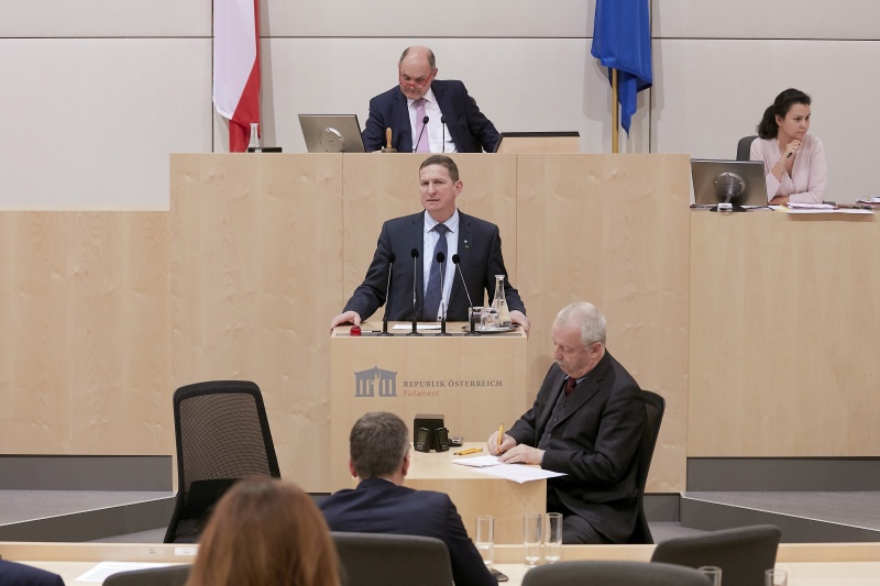 Am Rednerpult Nationalratsabgeordneter Andreas Kühberger (V)