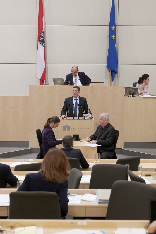 Am Rednerpult Nationalratsabgeordneter Andreas Kühberger (V)