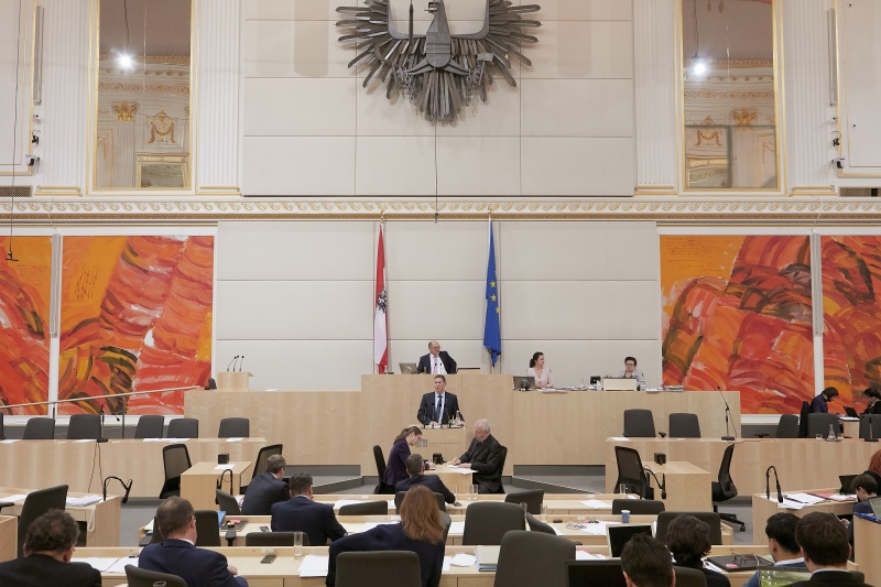 Am Rednerpult Nationalratsabgeordneter Andreas Kühberger (V)