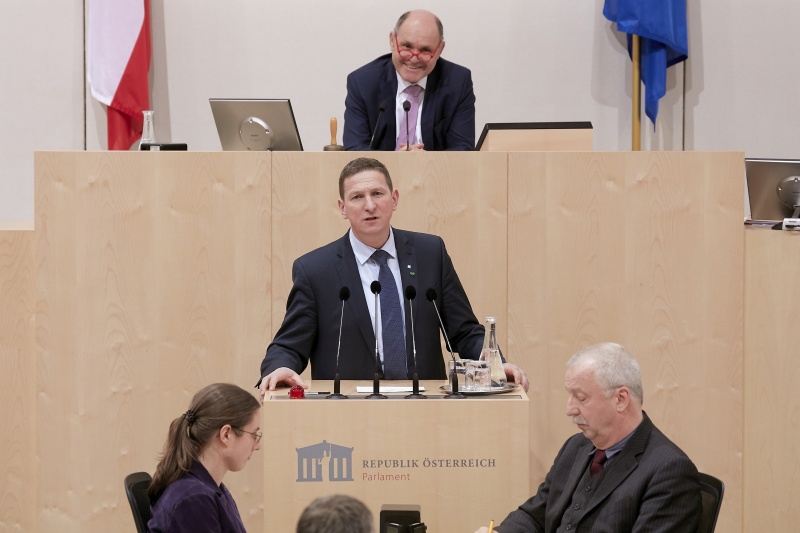 Am Rednerpult Nationalratsabgeordneter Andreas Kühberger (V)