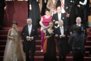 Nationalratspräsident Wolfgang Sobotka (V) mit Gattin Marlies Sobotka beim Einzug der Ehrengäste