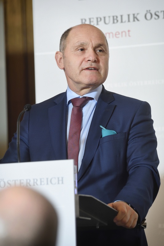 Begrüßung durch Nationalratspräsident Wolfgang Sobotka (V)
