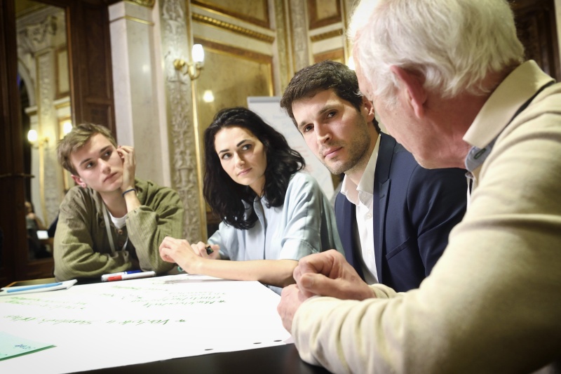 Von links: Nationalratsabgeordnete Barbara Neßler (G), Nationalratsabgeordneter Lukas Hammer (G)