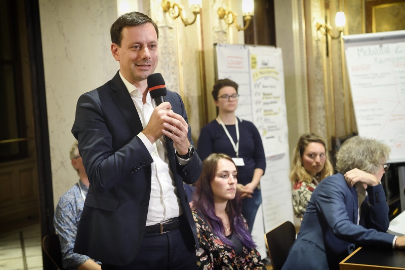 Nationalratsabgeordneter Ernst Gödl (V) am Wort