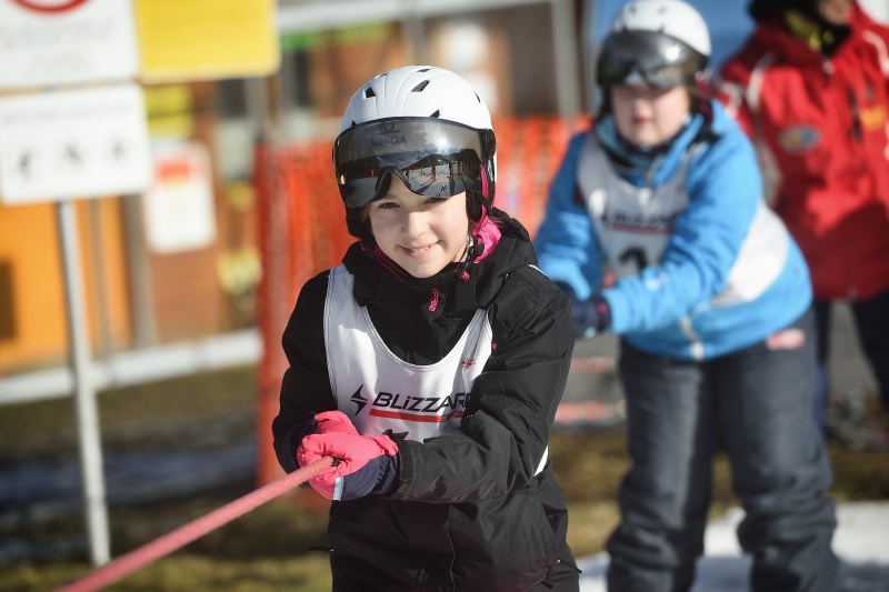 Waiserkinder aus Russland und der Ukraine beim Abschlussrennen und Siegerehrung