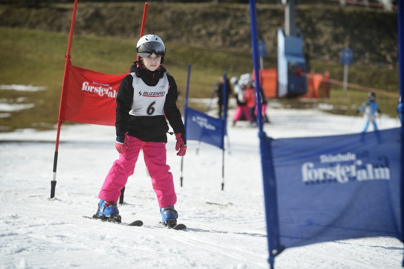 Waiserkinder aus Russland und der Ukraine beim Abschlussrennen und Siegerehrung