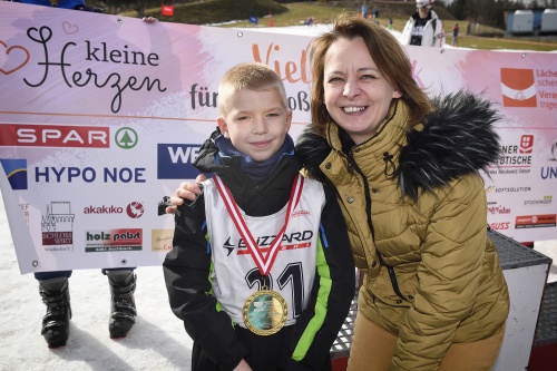 Waiserkinder aus Russland und der Ukraine beim Abschlussrennen und Siegerehrung