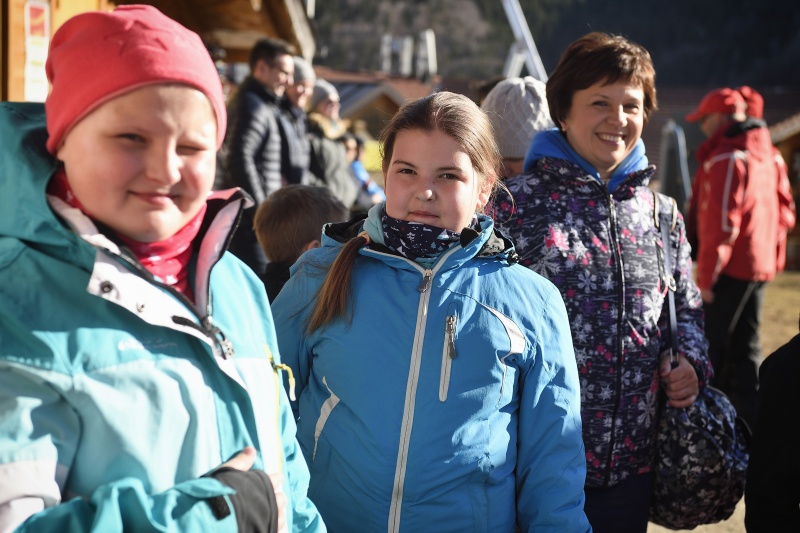 Waiserkinder aus Russland und der Ukraine beim Abschlussrennen und Siegerehrung