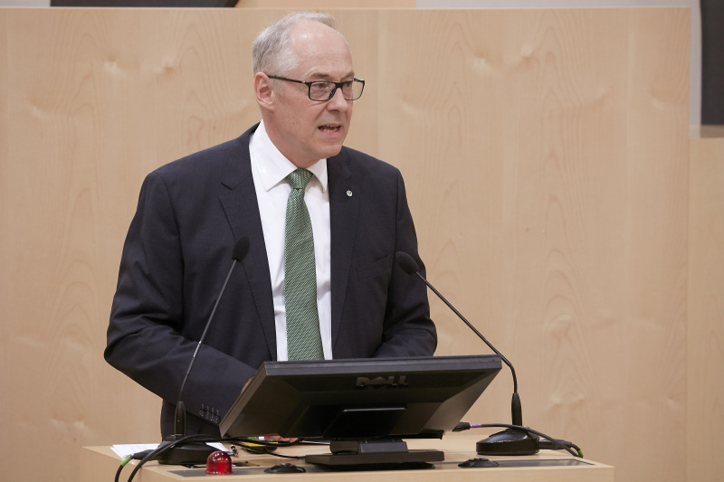 Einleitende Worte durch Gründer der Essl Foundation Martin Essl