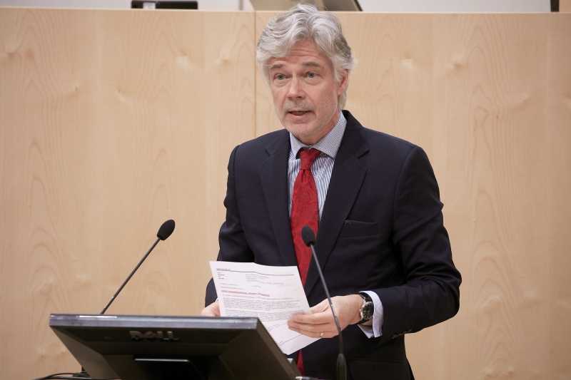 Abschlussworte durch Parlamentsdirektor Harald Dossi