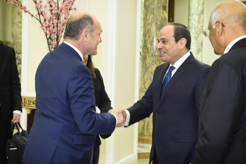 Treffen mit Präsident Abdelfattah Al-Sisi. Von links: Nationalratspräsident Wolfgang Sobotka (V), Ägyptische Präsident Abdelfattah Al-Sisi, Ägyptische Parlamentspräsident Ali Abdel-Aal