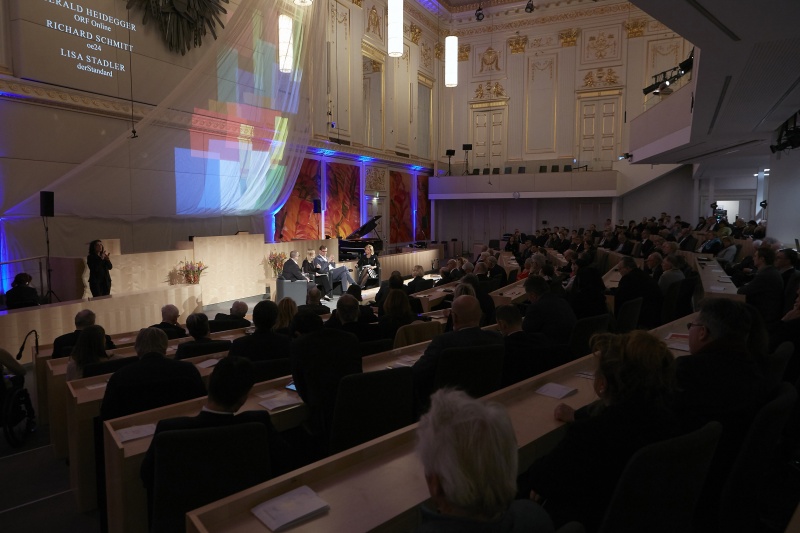 Podiumsdiskussion, von links: Richard Schmitt oe24, Lisa Stadler Der Standard, Gerald Heidegger ORF Online, Nadja Mader ORF