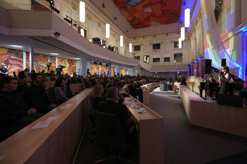 Musik: Ciara Moser, Stephanie Weninger Universität für Musik und darstellende Kunst. Blick Richtung VeranstaltungsteilnehmerInnen