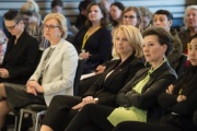 Von rechts: Nationalratsabgeordnete Gabriele Heinisch-Hosek (S), Nationalratspräsidentin Doris Bures (S), Rechnungshofpräsidentin Margit Kraker