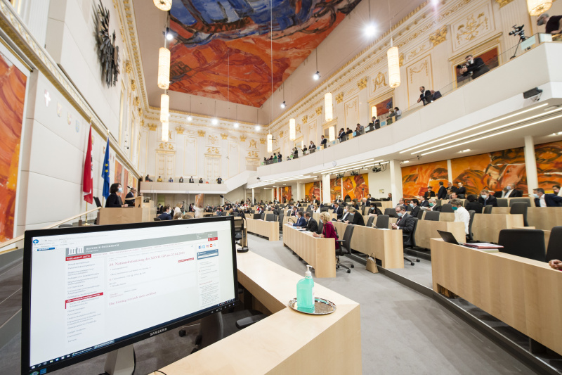 Blick Richtung SitzungsteilnehmerInnen