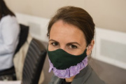 Natinalratsabgeordnete Corinna Scharzenberger (V) mit Schutzmaske