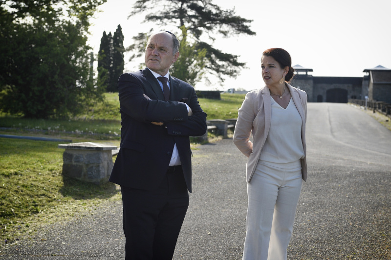 Von links: Nationalratspräsident Wolfgang Sobotka (V), Direktorin der KZ-Gedenkstätte Mauthausen Barbara Glück