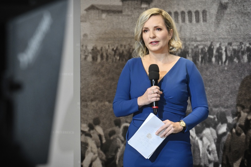 Moderation Rebekka Salzer