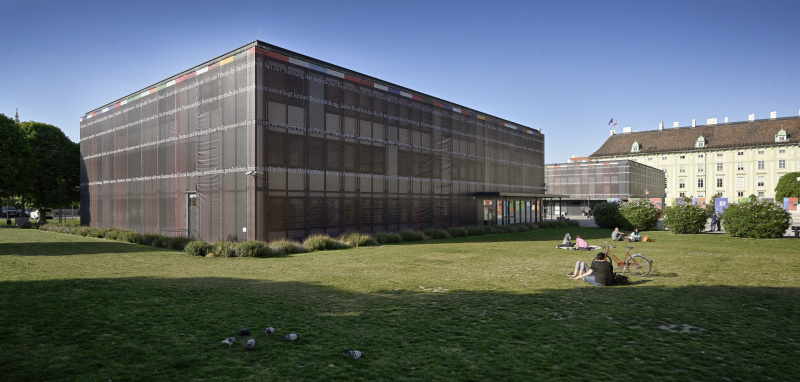 Im Vorderrgund: Pavillon Ring, dahinter Pavillon Burg