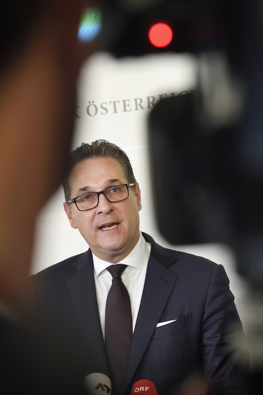 Auskunftsperson Heinz-Christian Strache bei seinem Pressestatement nach der Befragung