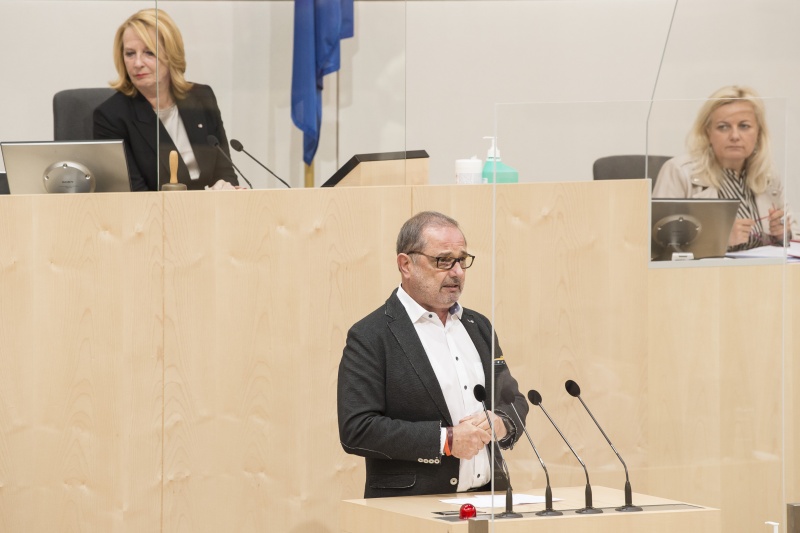 Am Rednerpult: Nationalratsabgeordneter Dietmar Keck (S)