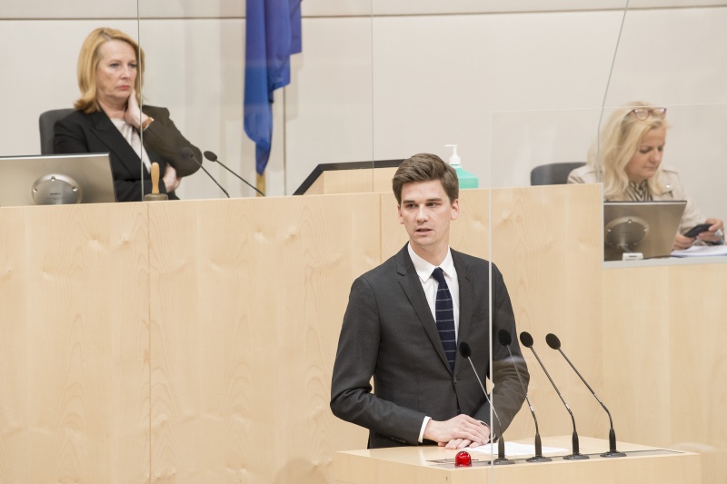 Am Rednerpult: Nationalratsabgeordneter Douglas Hoyos-Trauttmansdorff (N)