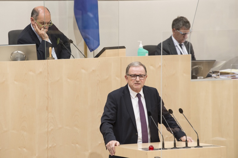 Am Rednerpult: Nationalratsabgeordneter Karlheinz Kopf (V)