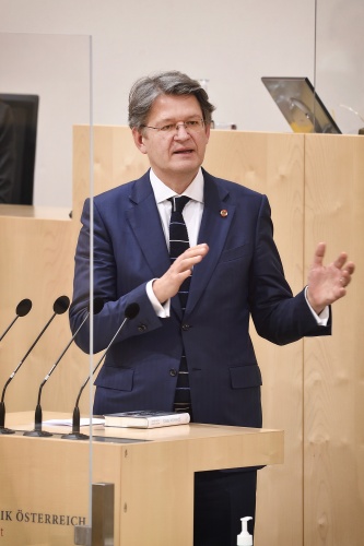 Nationalratsabgeordneter Helmut Brandstätter (N)