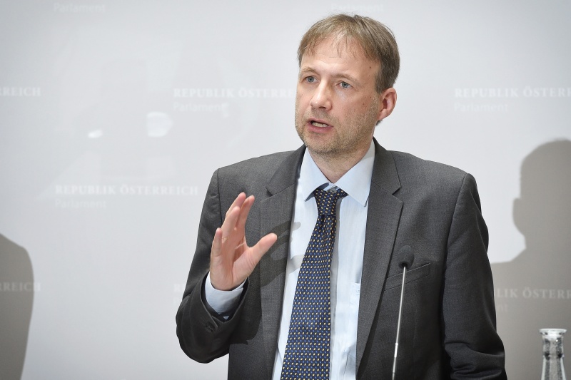 Zentrum für Medizinische Statistik, Informatik und Intelligente Systeme der Medizinischen Universität Wien Martin Posch