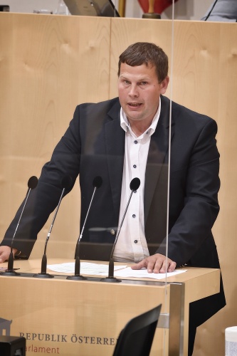Nationalratsabgeordneter Peter Schmiedlechner (F)