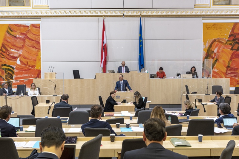 Am Rednerpult: Nationalratsabgeordneter Peter Wurm (F)