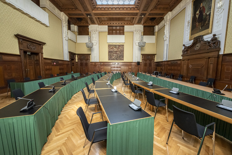 Großer Prunksaal mit Ausschussbestuhlung