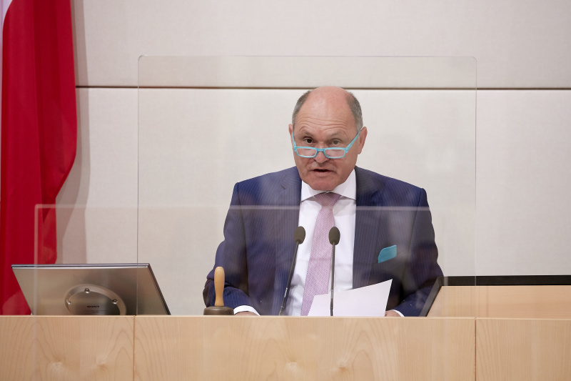 Vorsitzführung durch Nationalratspräsident Wolfgang Sobotka (V) am Präsididum