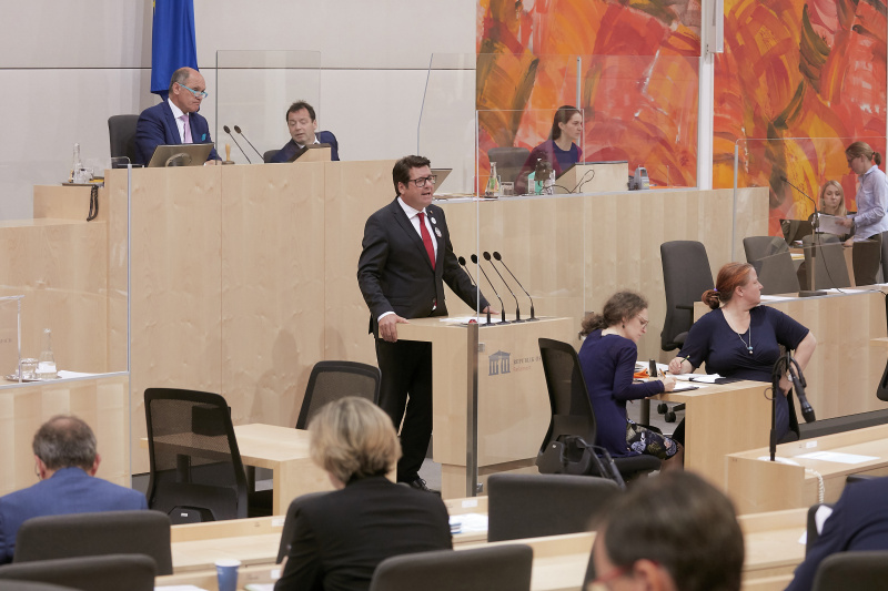 Nationalratsabgeordneter Robert Laimer (S) am Rednerpult