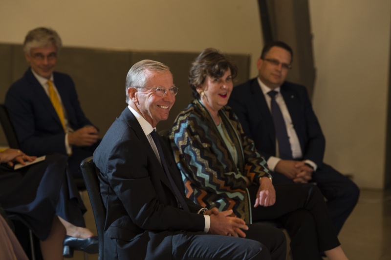 Von links: Landeshauptmann Wilfried Haslauer, Festspielpräsidentin Helga Rabl-Stadler, Klubobmann August Wöginger (V)